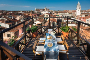 Penthouse with Rooftop Terrace and 360 Views of Venice - Venice5th